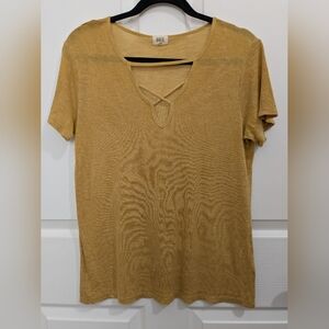 BKE Buckle Women's Large Golden Yellow Criss-Cross V-Neck Short Sleeve Top